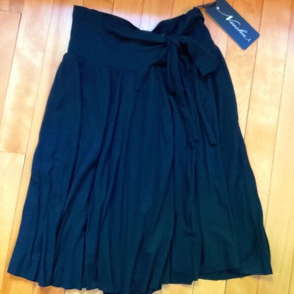 NWT Neesha Black Pull-on Skirt w/Side Tie size S - Picture 1 of 8